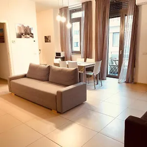 Berga Exclusive 5 , Bari Italië