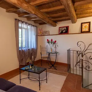 Alloggio per agriturismo Fattoria De' Toscani Di Starace Marialaura, Salutio